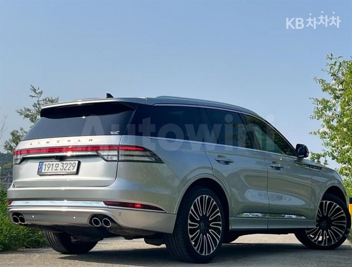 Lincoln Aviator 2021 — 2