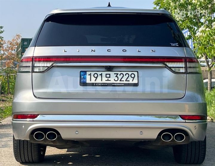 Lincoln Aviator 2021 — 3