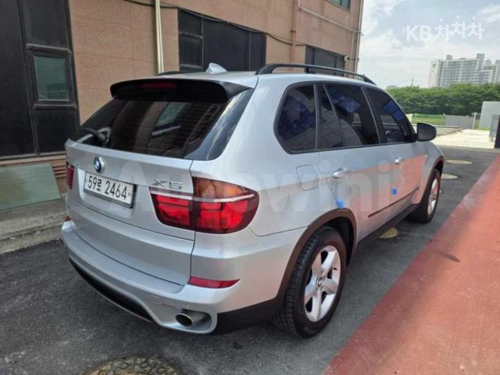 BMW X5 2011 — 3