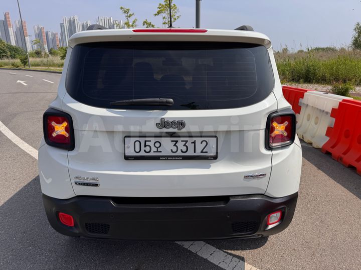 Jeep Renegade 2017 — 4
