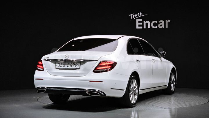 Mercedes Benz E Class 2018 — 2