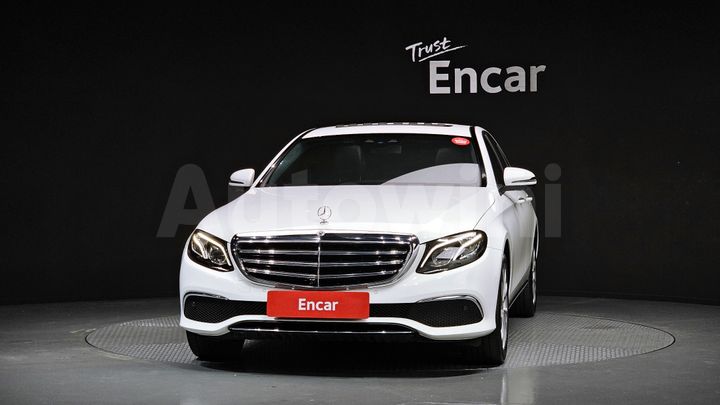 Mercedes Benz E Class 2018 — 3