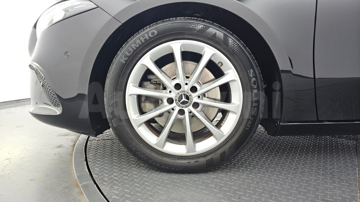 Mercedes Benz A Class 2020 — 5