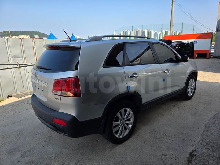 Kia Sorento 2011 — 5