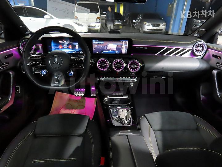 Mercedes Benz CLA Class