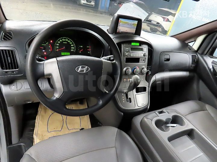 Hyundai Starex 2011 — 5
