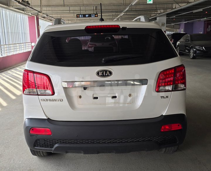 Kia Sorento 2012 — 4