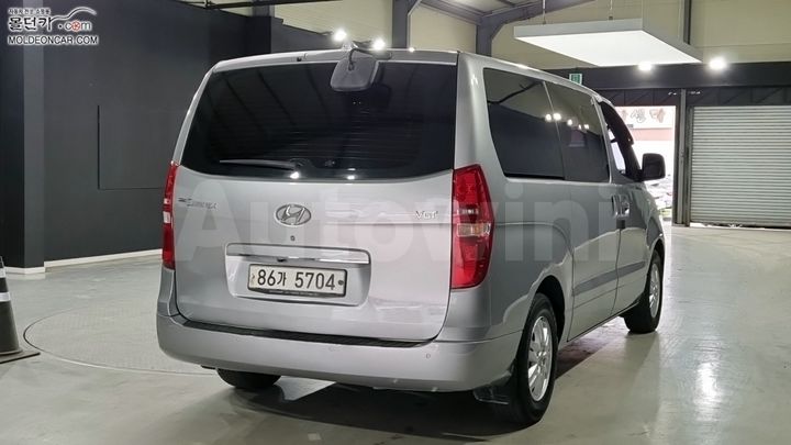 Hyundai Starex 2019 — 2