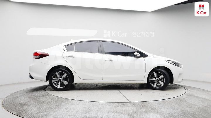 Kia K3 2018 — 4