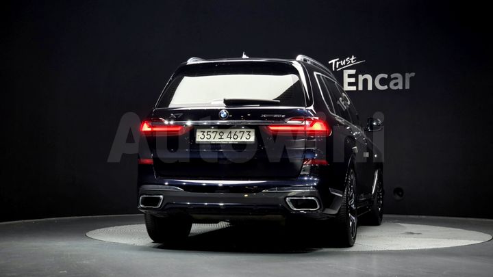 BMW X7 2020 — 4