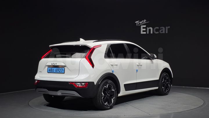 Kia Niro 2023 — 2
