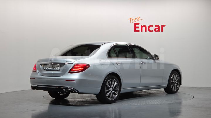 Mercedes Benz E Class 2019 — 2