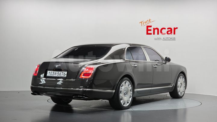 Bentley Mulsanne 2018 — 2