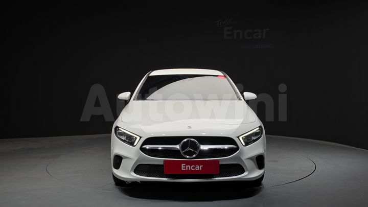 Mercedes Benz A Class 2023 — 3