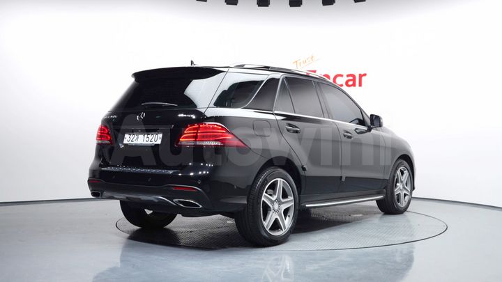 Mercedes Benz GLE Class 2017 — 2