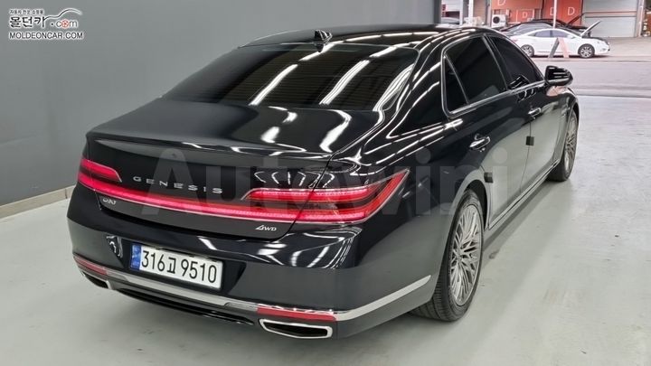 Genesis G90 2020 — 2