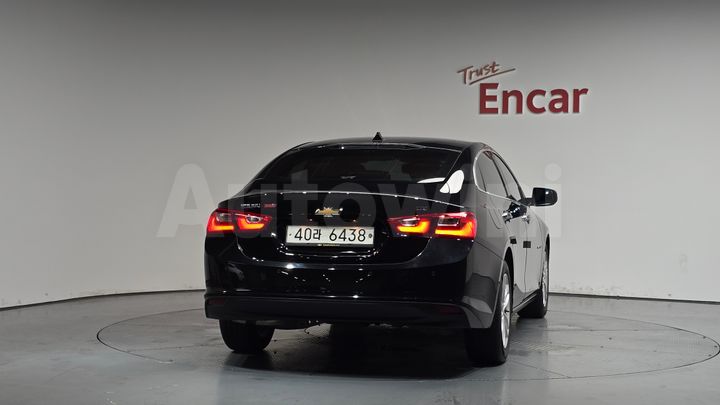 Chevrolet Malibu 2018 — 3