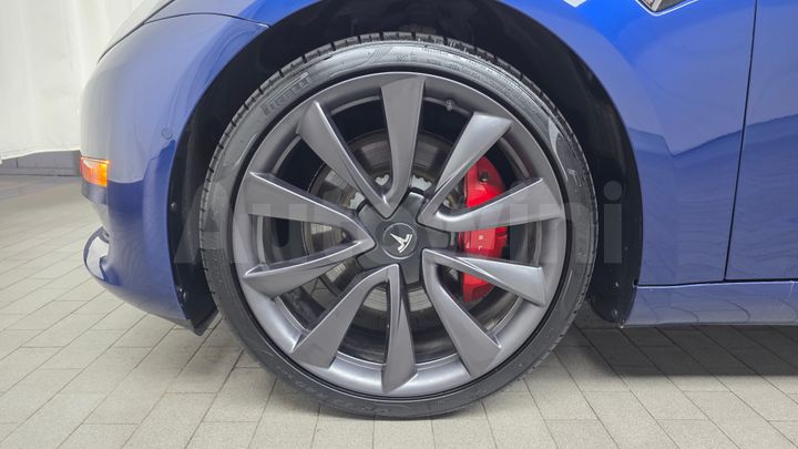 Tesla Model 3 2020 — 5