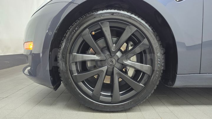 Tesla Model 3 2020 — 5