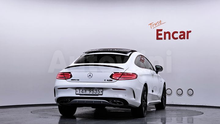 Mercedes Benz C Class 2018 — 4