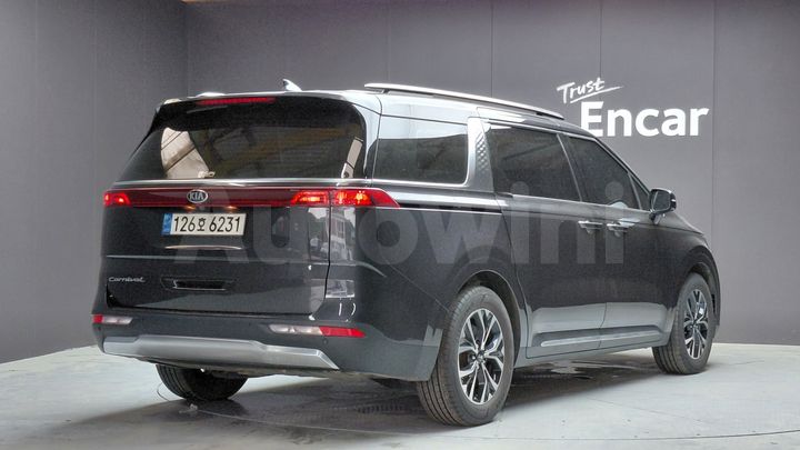 Kia Carnival 2021 — 2