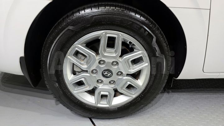 Hyundai Staria 2025 — 5