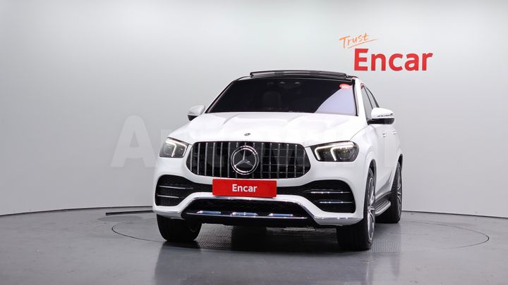 Mercedes Benz GLE Class 2023 — 3
