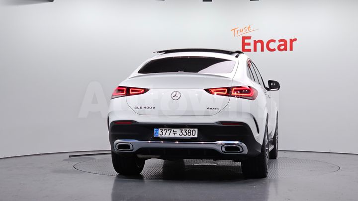 Mercedes Benz GLE Class 2023 — 4