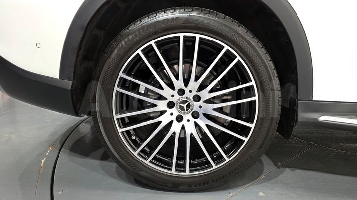 Mercedes Benz GLC Class 2024 — 5