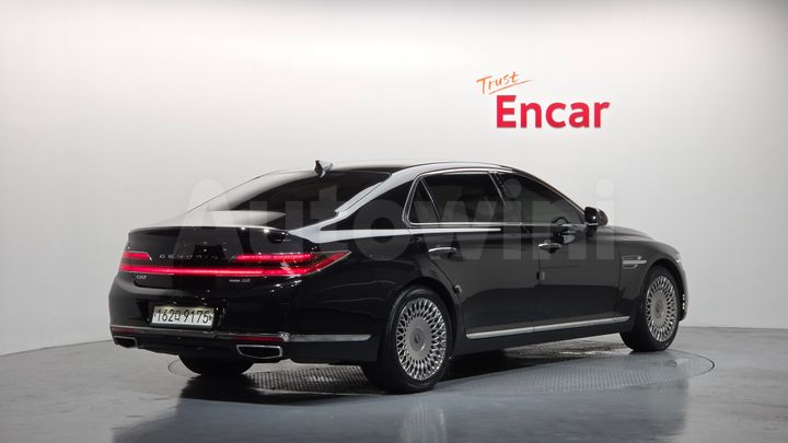 Genesis G90 2019 — 2