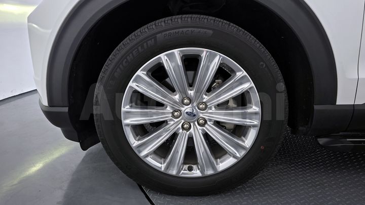 Ford Explorer 2021 — 5