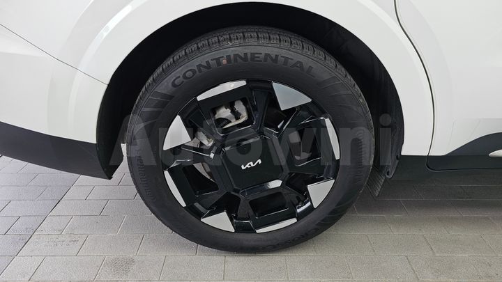 Kia Carnival 2025 — 5
