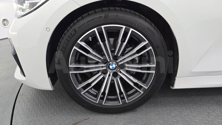 BMW 3 Series 2022 — 5