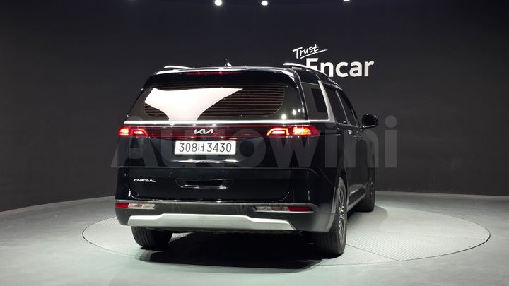 Kia Carnival 2023 — 4
