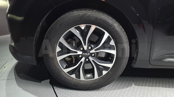 Kia Carnival 2023 — 5