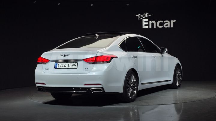 Genesis G80 2018 — 2