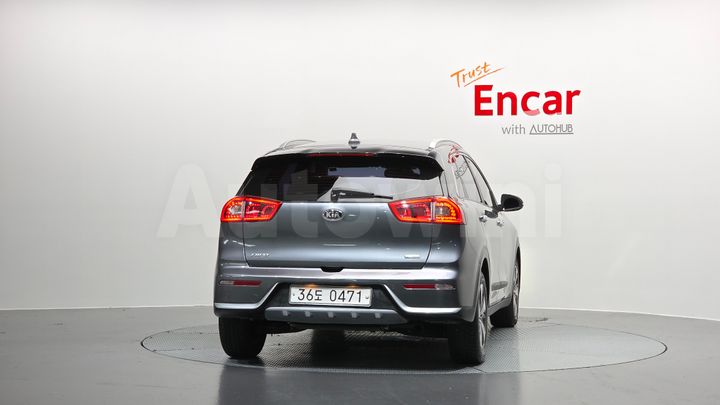 Kia Niro 2017 — 4