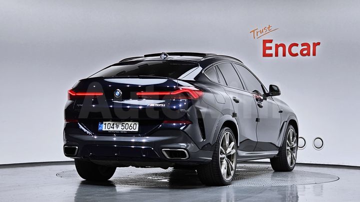 BMW X6 2021 — 2
