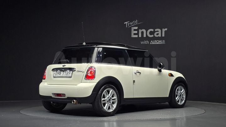 Mini Cooper 2013 — 2