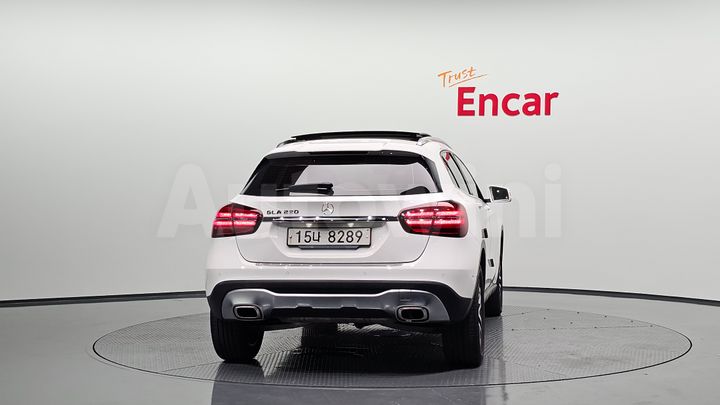 Mercedes Benz GLA Class 2019 — 3