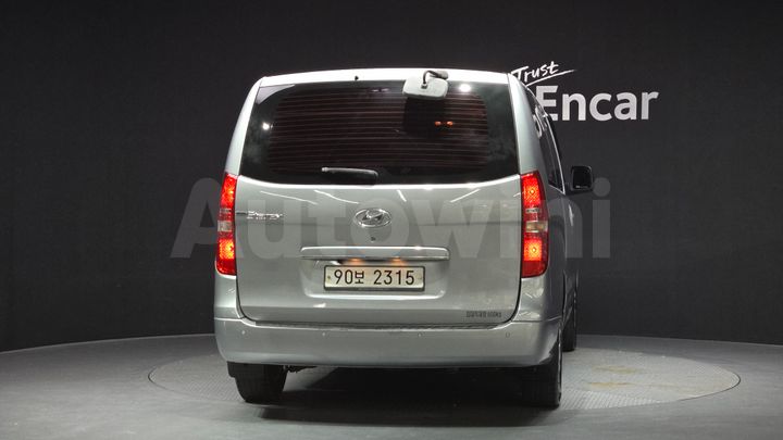 Hyundai Starex 2016 — 4