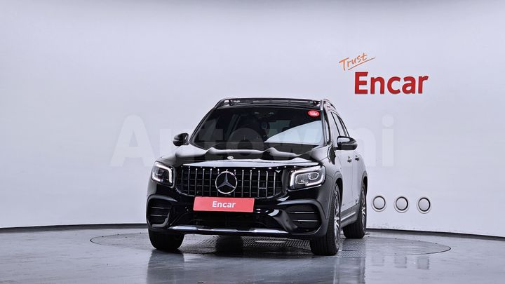 Mercedes Benz GLB Class 2021 — 3