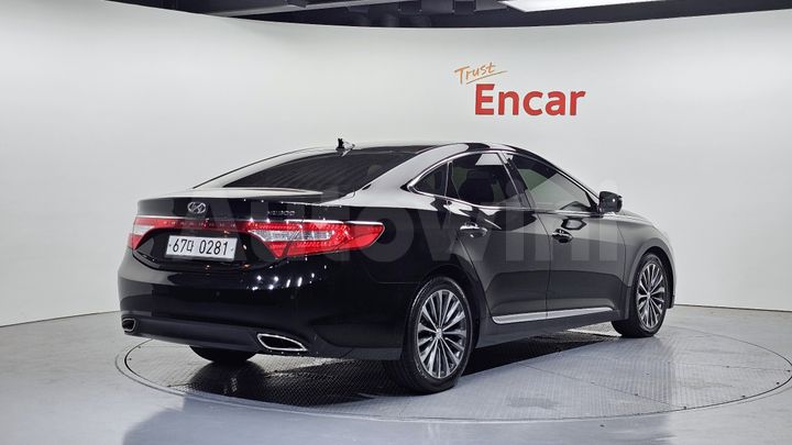 Hyundai Grandeur 2013 — 2