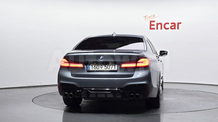 BMW 5 Series 2018 — 3