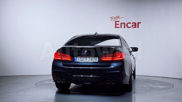 BMW M5 2020 — 4
