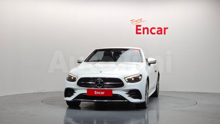 Mercedes Benz E Class 2022 — 3