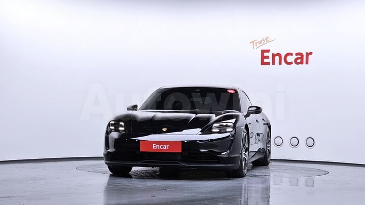 Porsche Taycan 2022 — 3