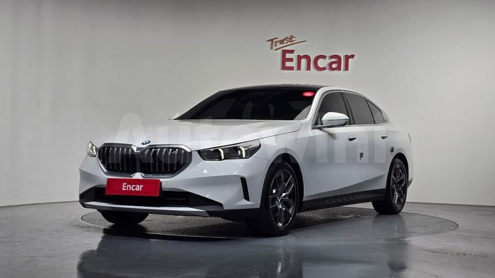 BMW 5 Series 2024 — 5