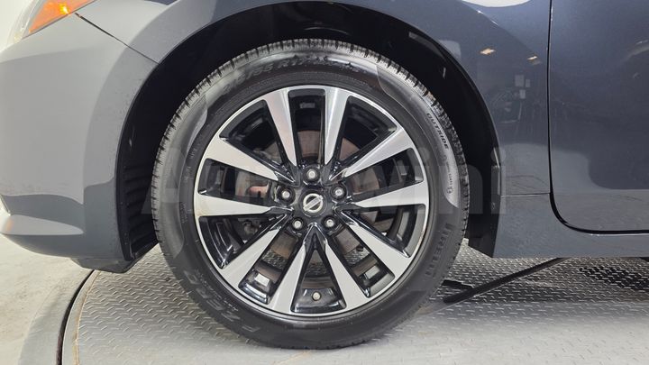 Nissan Altima 2018 — 5