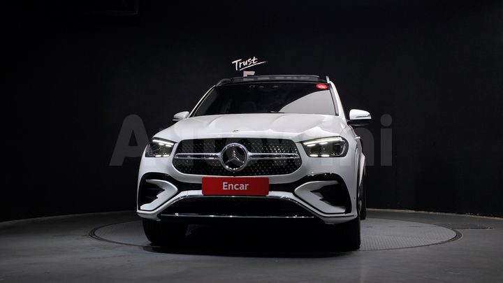 Mercedes Benz GLE Class 2024 — 3
